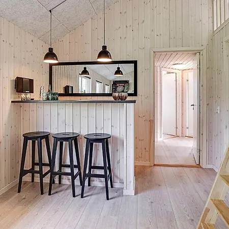 Feriehus 18 Person In Grenå