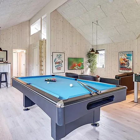 18 Person In * Grenå