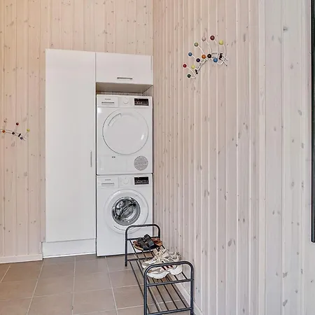 Feriehus 18 Person In *