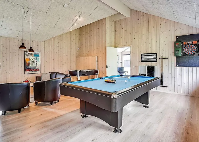 18 Person In Ferienhaus Grenå